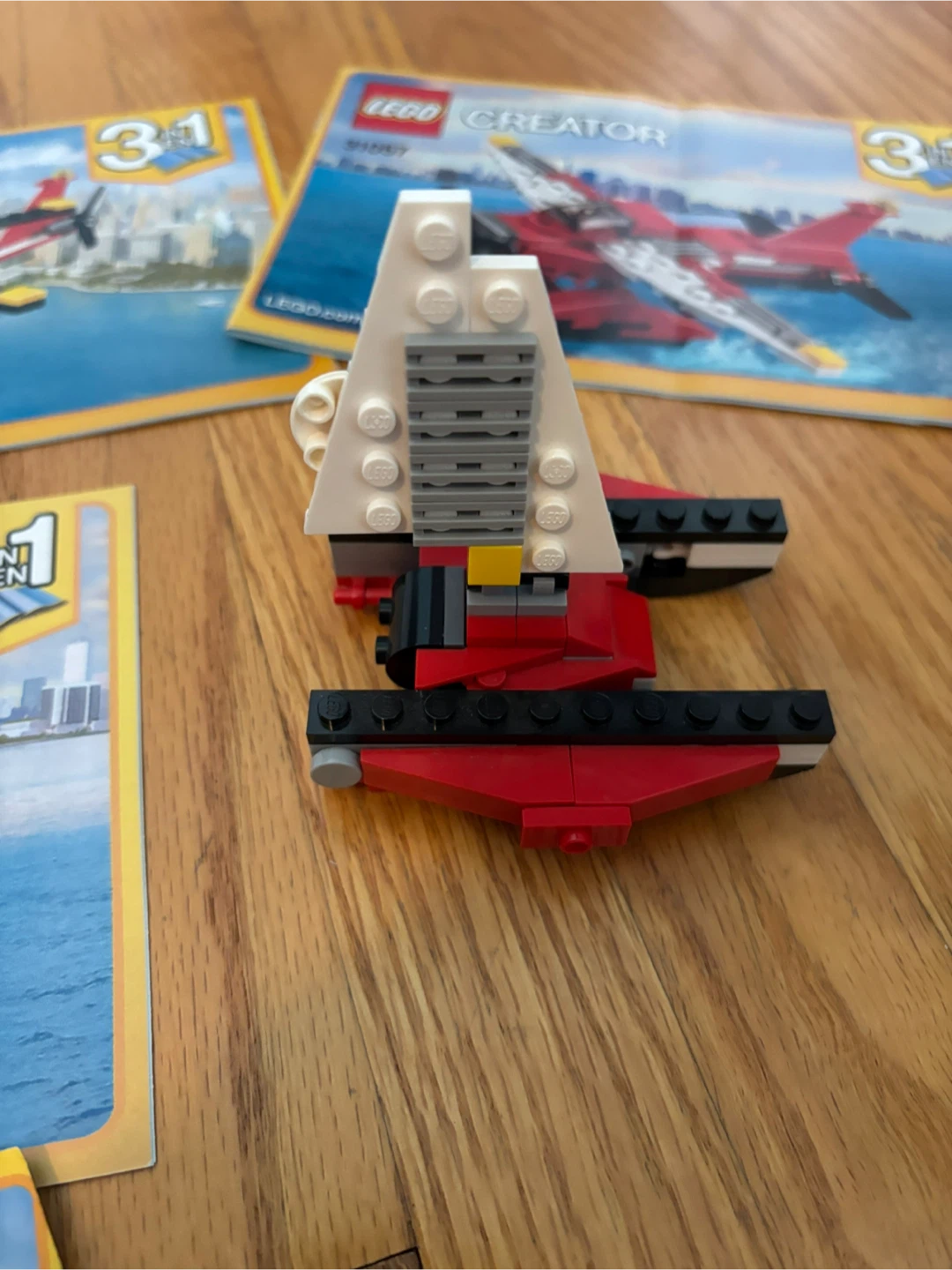 LEGO Creator 3-in-1 Air Blazer Set 31057 Instructions - photo 2