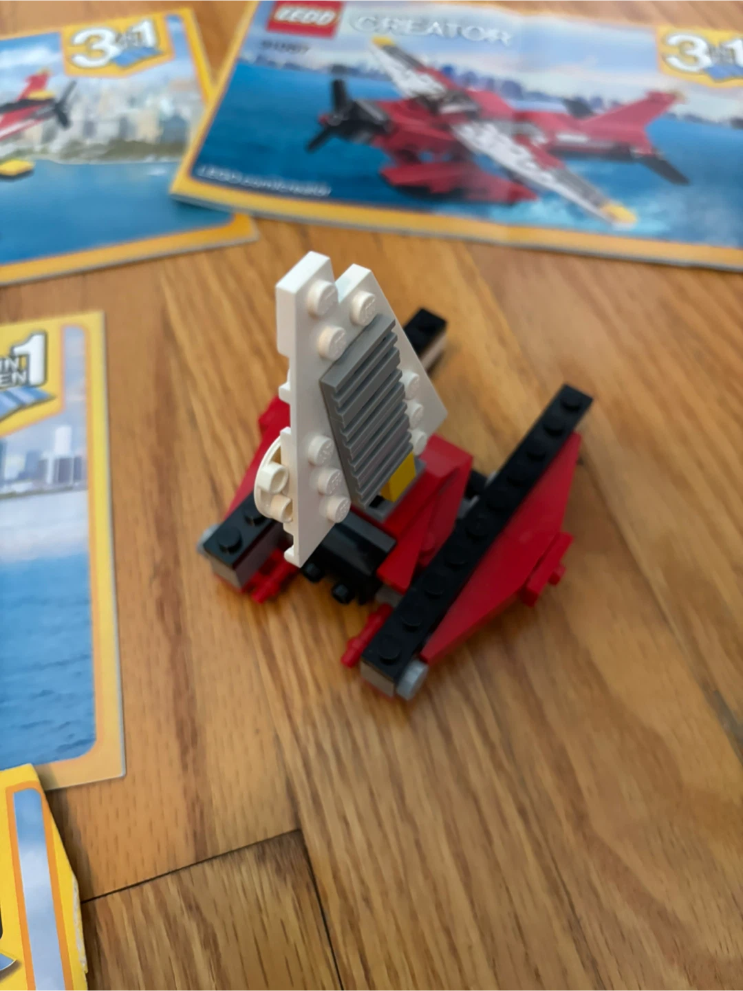 LEGO Creator 3-in-1 Air Blazer Set 31057 Instructions - photo 3