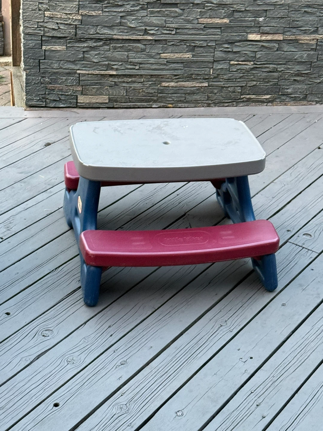 Little Tikes Picnic Table