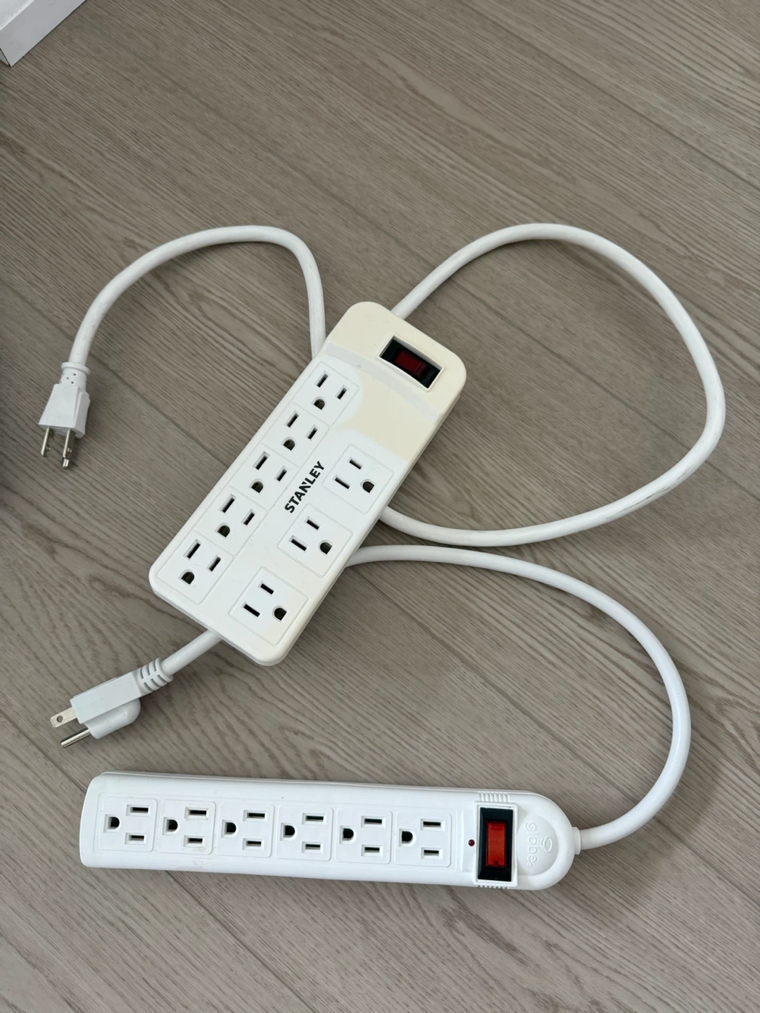 Stanley and Globe Power Strips with Surge Protector