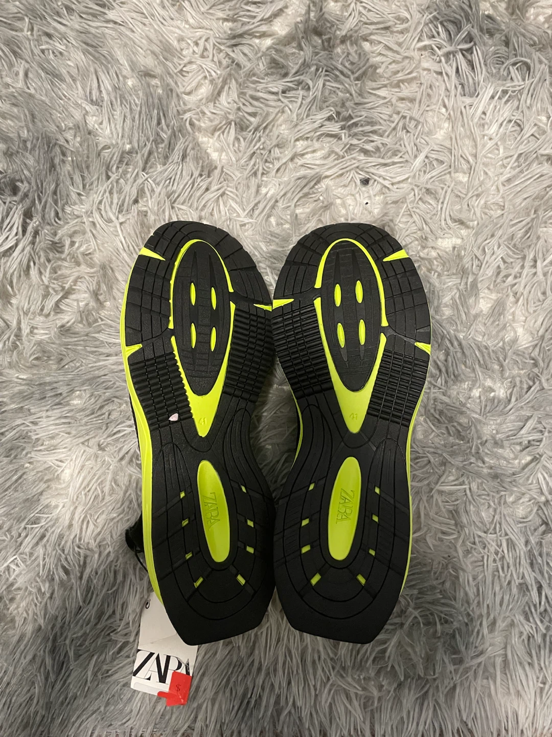 Zara Black & Neon Running Shoes - photo 3
