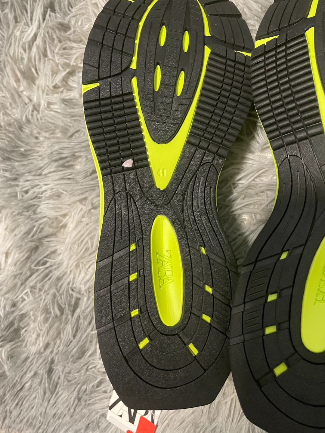 Zara Black & Neon Running Shoes - photo 4