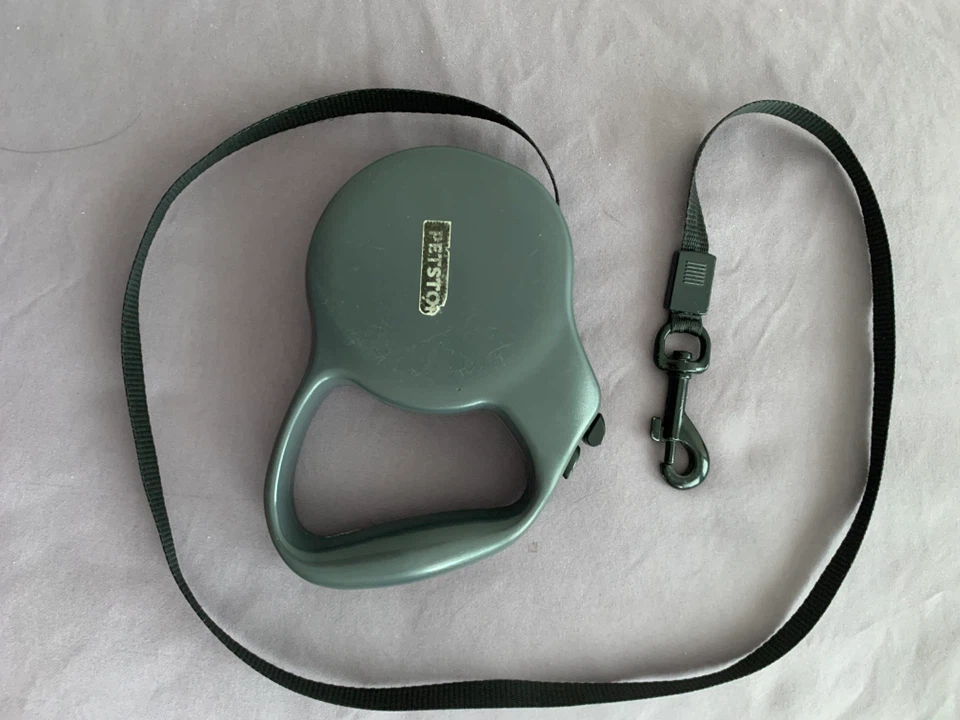 Pet Store Retractable Dog Leash