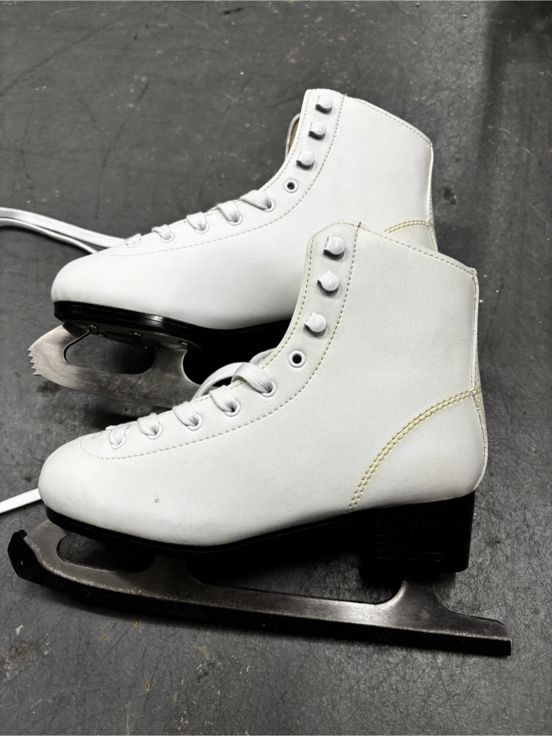 Women's Ice Skates Size 37/38