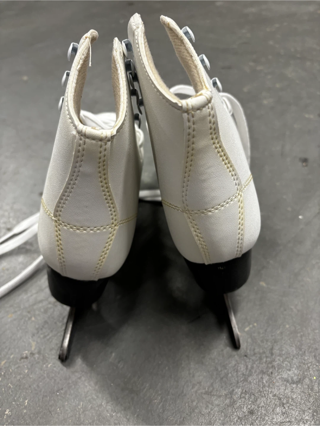 Women's Ice Skates Size 37/38 - photo 2