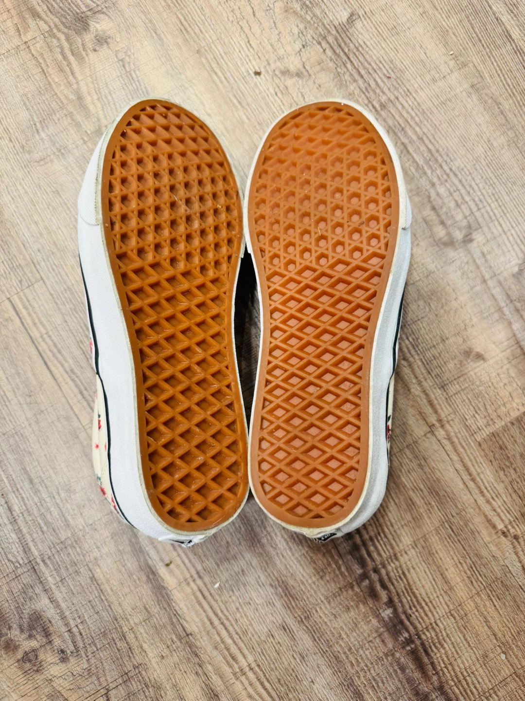 Vans Slip-On Floral Sneakers - photo 2