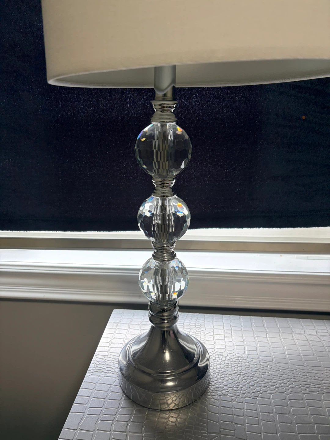 Pair of 2 Crystal Ball Accent Lamps - photo 3