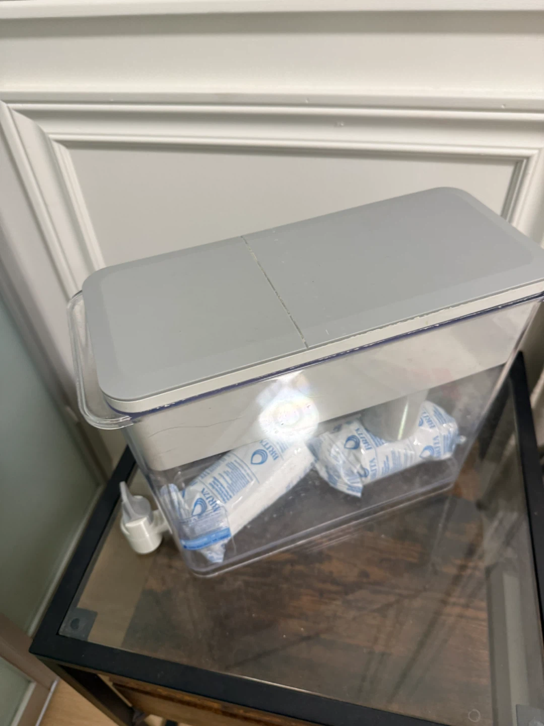 Brita Water Filter Dispenser + 2 filters - photo 4