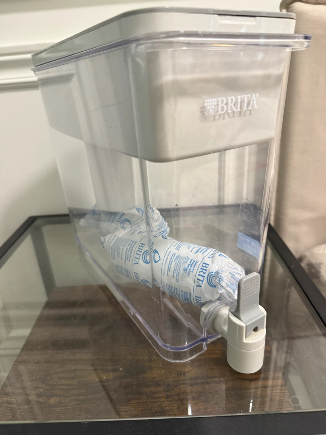 Brita Water Filter Dispenser + 2 filters - photo 5
