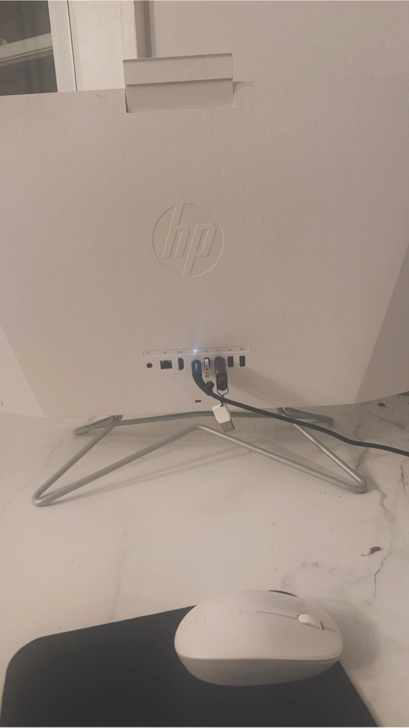 HP All-in-One Desktop Computer - photo 2