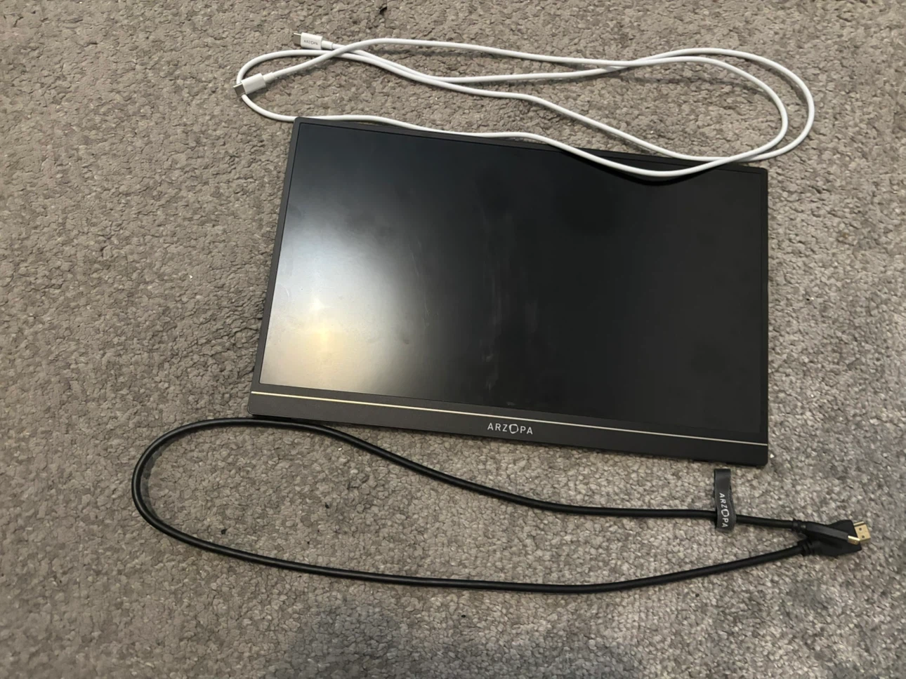 ARZOPA Portable Monitor with Cables
