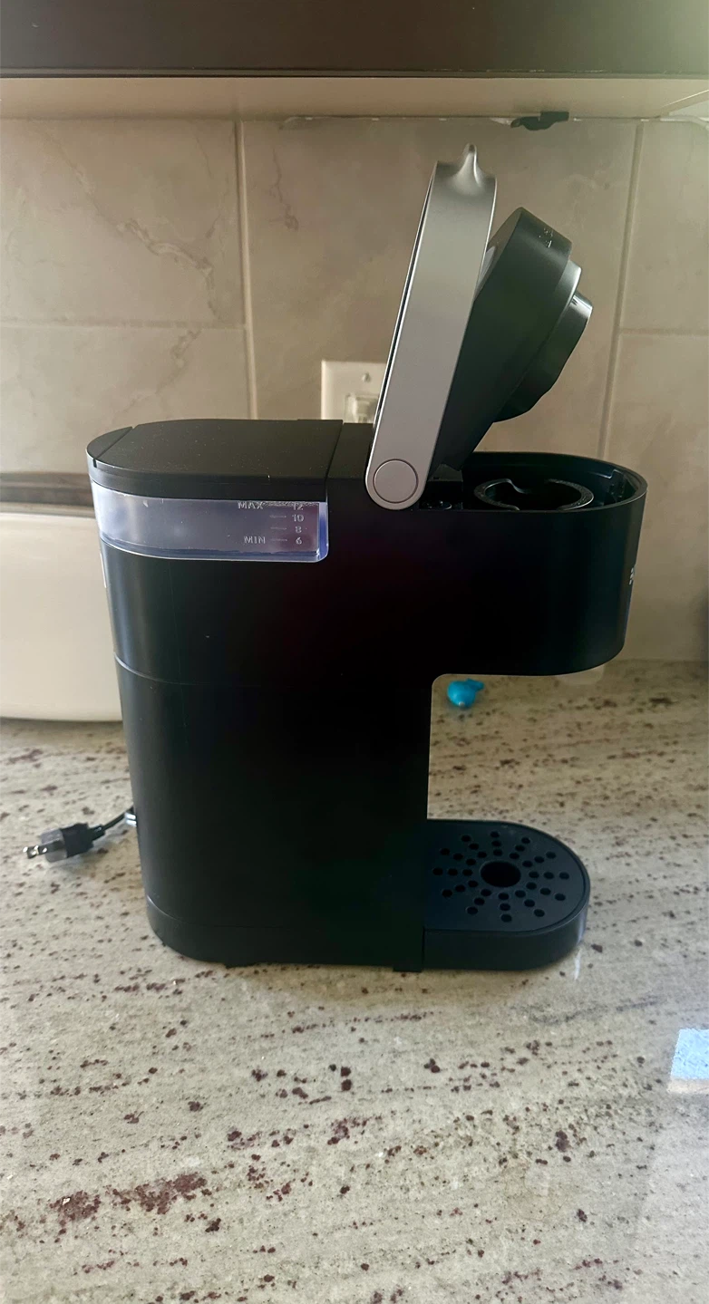 Keurig Single Serve Coffee Maker - photo 2