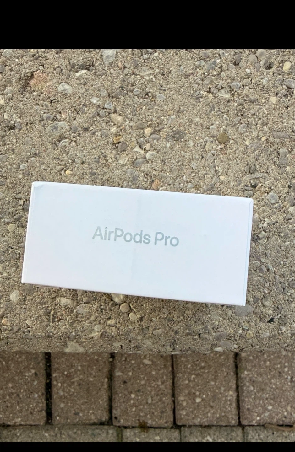 Apple AirPods Pro (2nd Generation) - photo 5