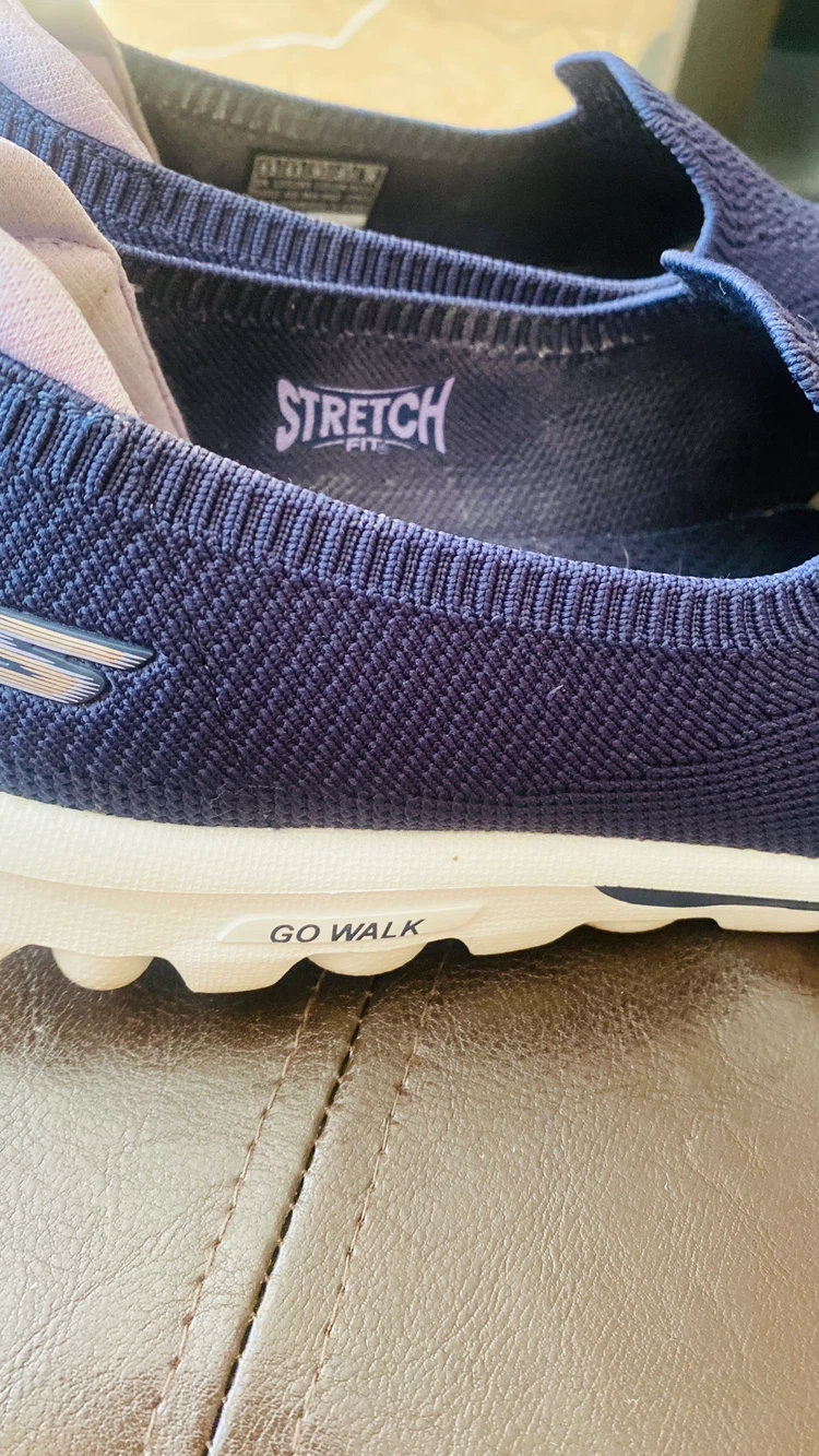 Skechers go walk size 9.5 ladies - photo 2