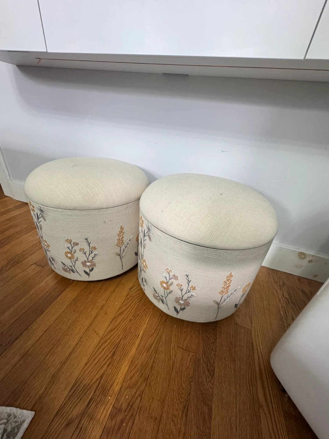 Set of 2 Storage Ottomans with Floral Embroidery