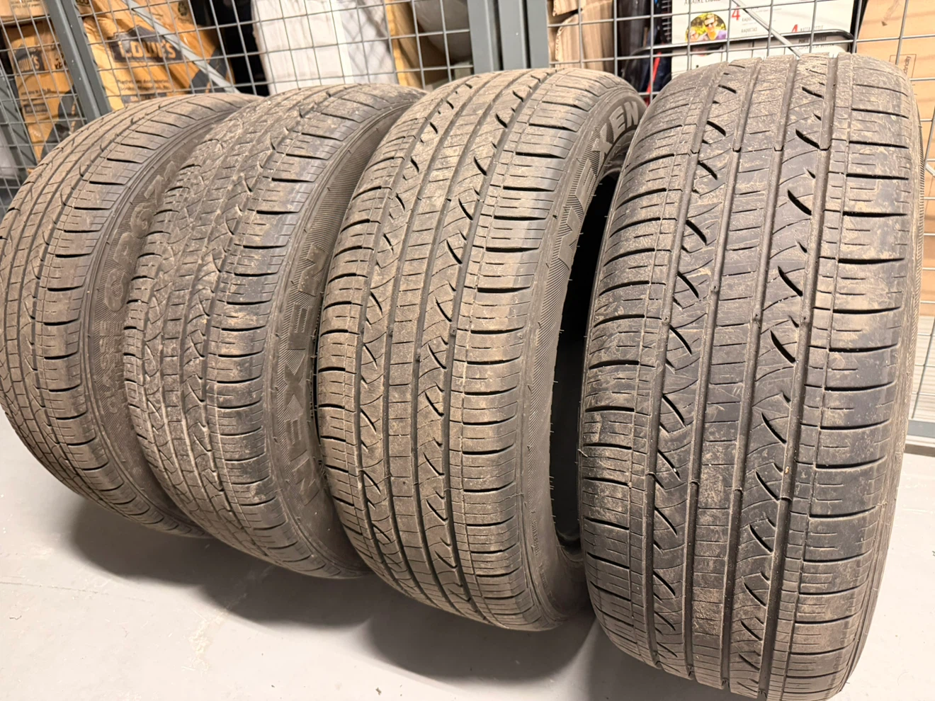 215/55R17 Nexen CP671 All season Tires