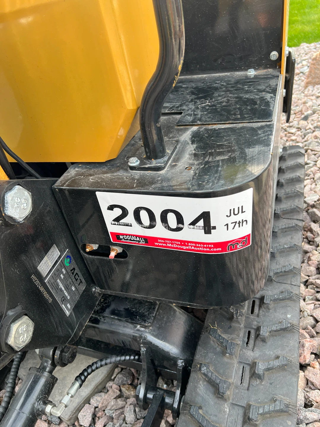 H12 Excavator - photo 5