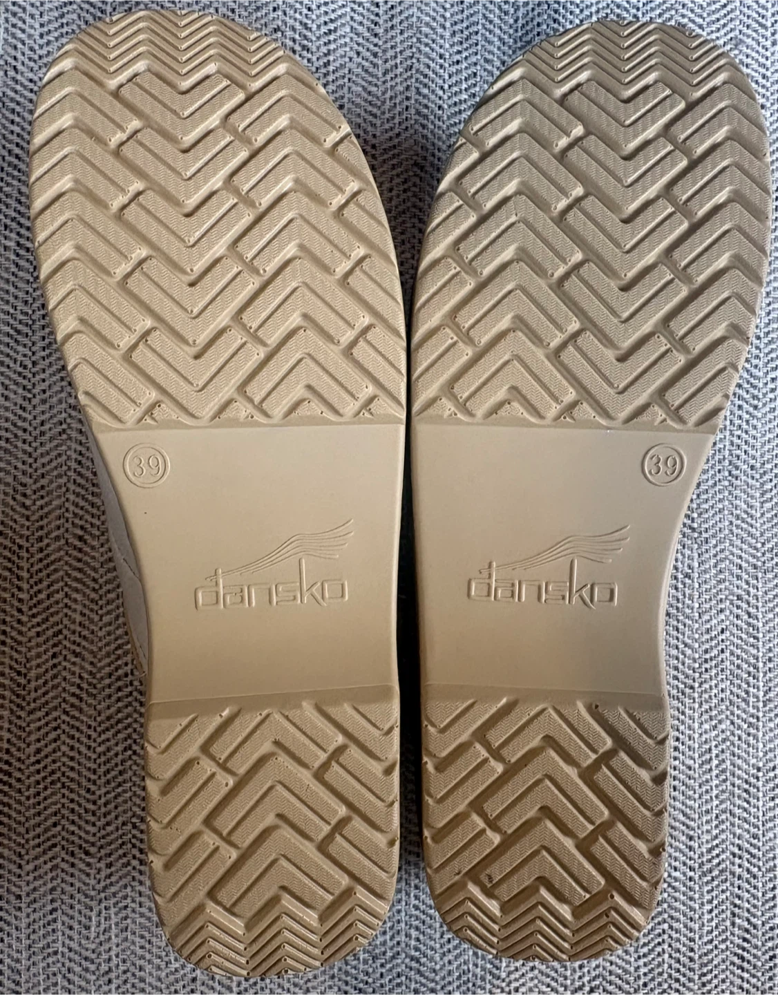 Dansko Beige Leather Clogs Size 39 - photo 4