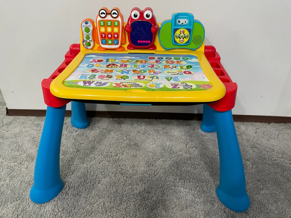 VTech Touch and Learn Activity Desk Deluxe