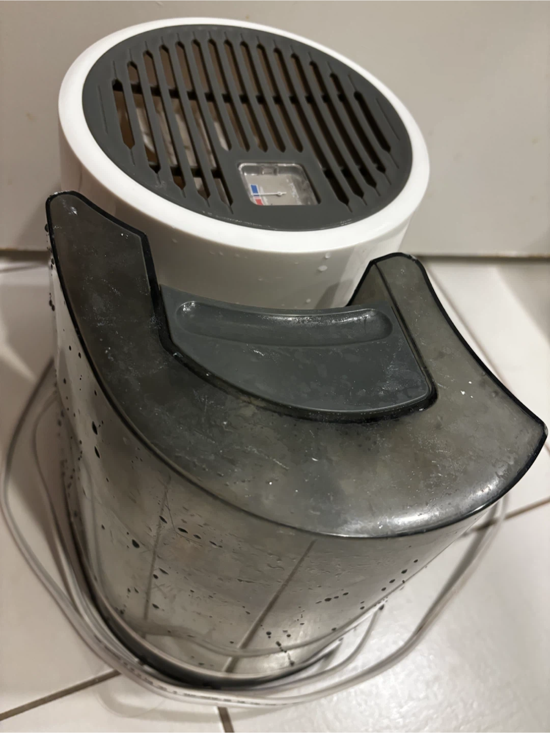 Sunbeam Humidifier with 5 Replacement Filters - photo 2