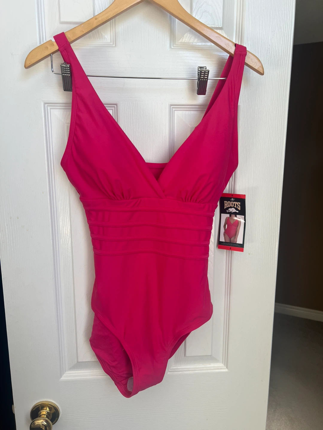 BNWT Roots Women's Pink One-Piece Swimsuit Size 8