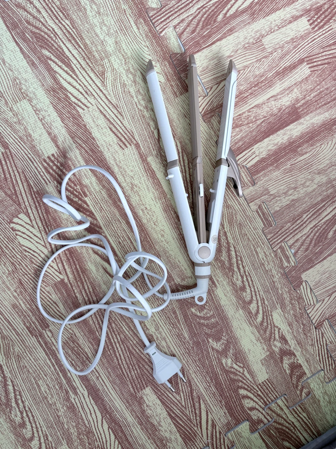 White and Gold Hair Straightener -3 set up