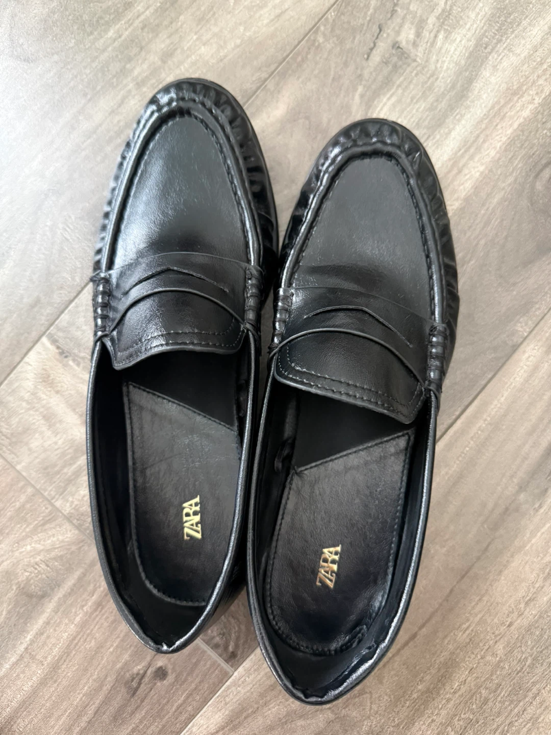 ZARA Women Black Loafers size 7.5