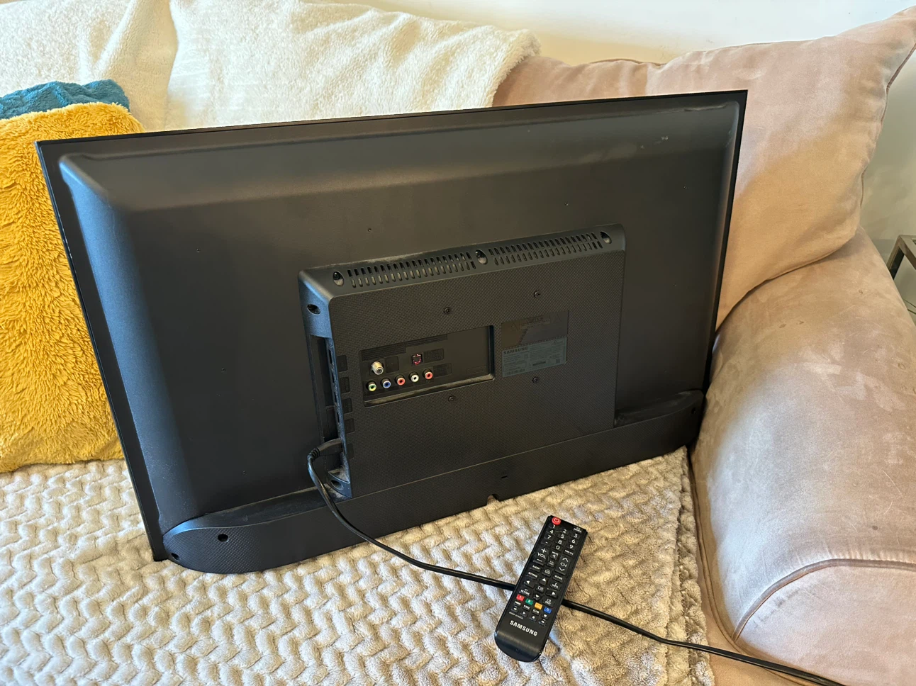 Samsung Smart TV (32 inch) - photo 3