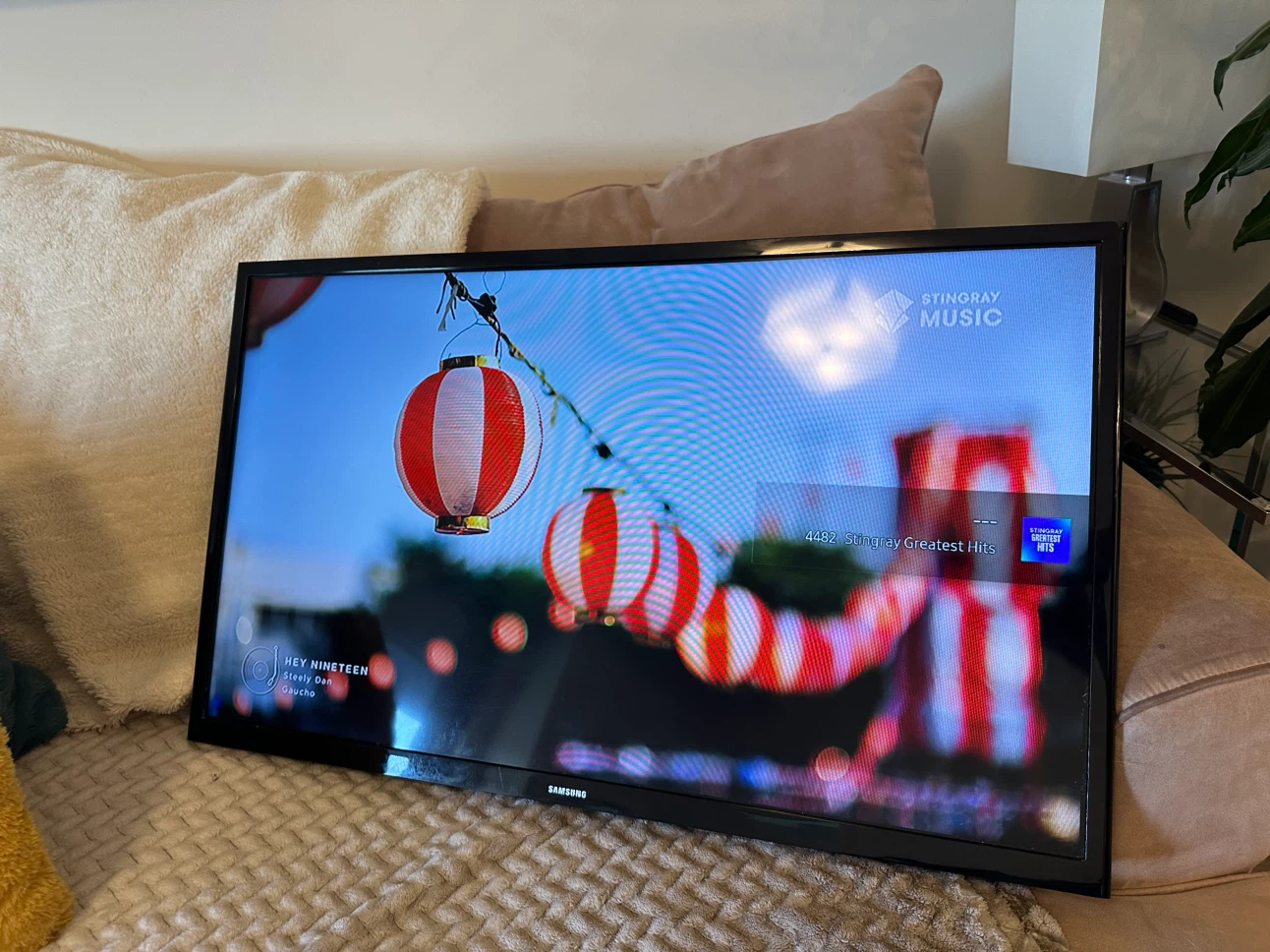 Samsung Smart TV (32 inch) - photo 4