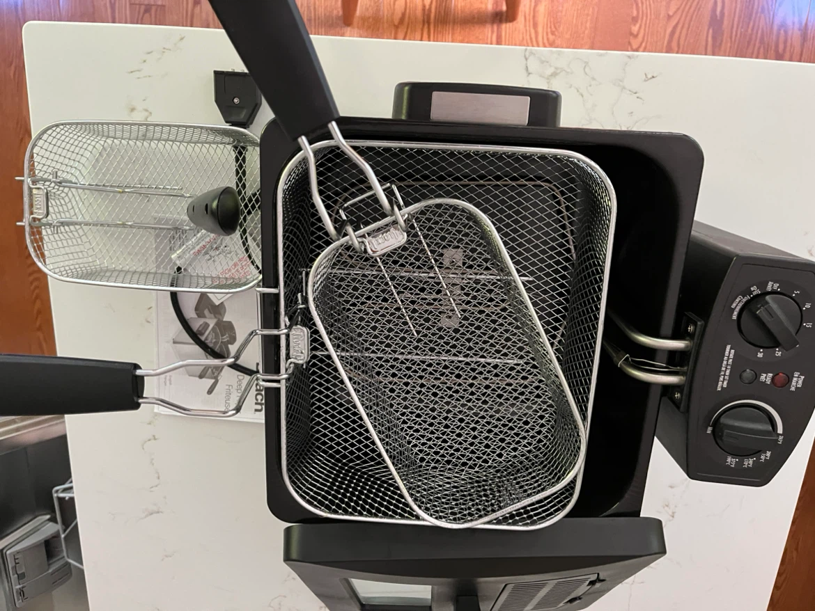 Hamilton Beach Deep Fryer - photo 4