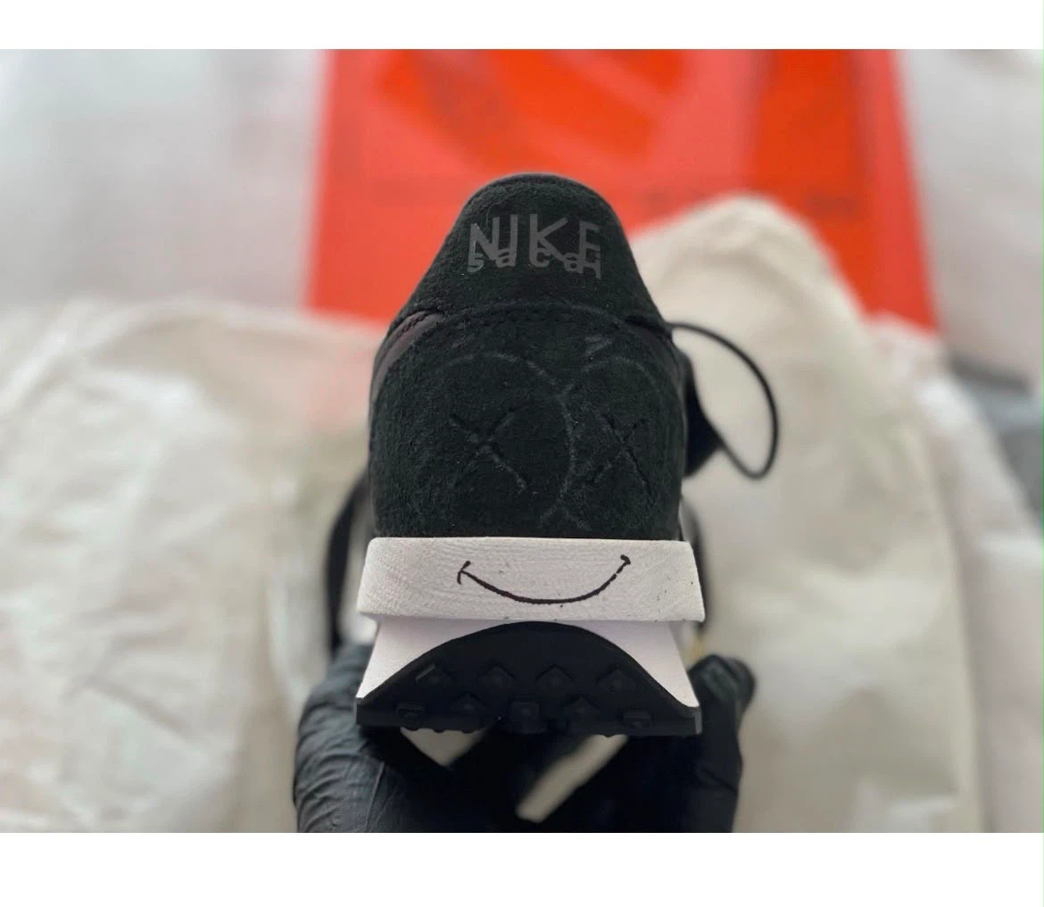 Nike LDWaffle Sacai KAWS Black Sneakers 1 of 1 Rare - photo 4