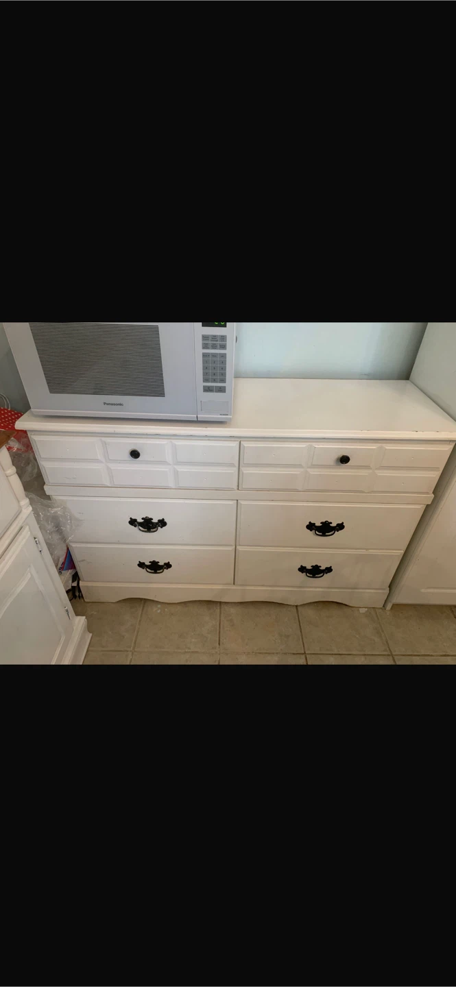 White Six-Drawer Dresser