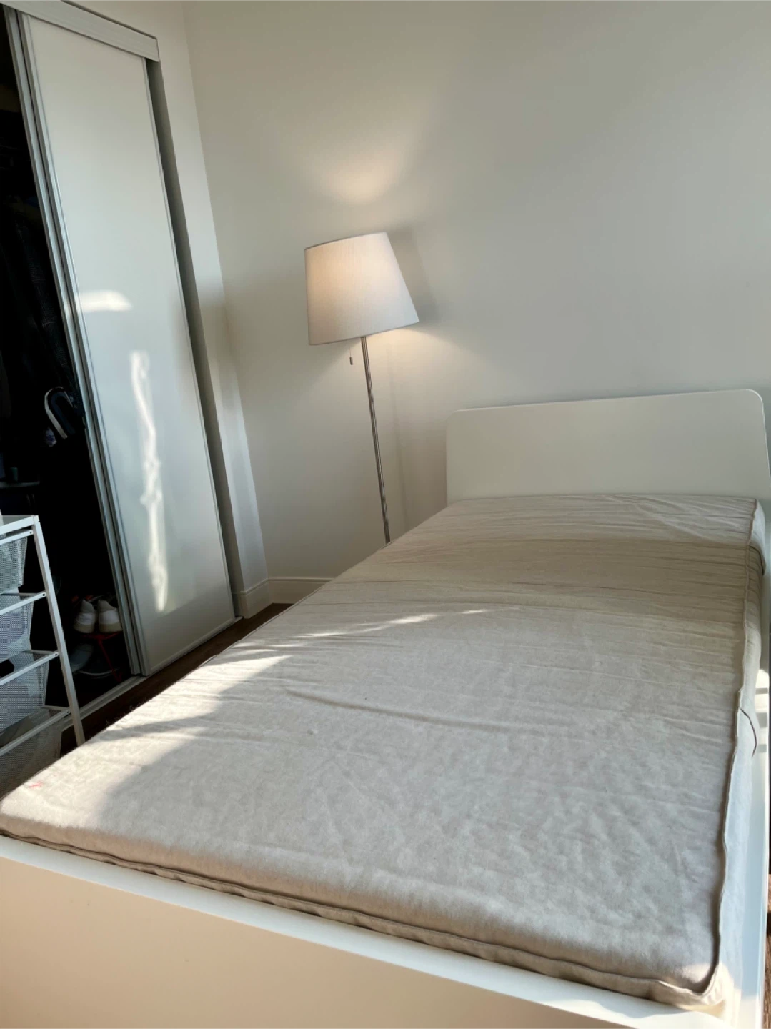 IKEA White Bed Frame + VANNAREID Twin Pocket Spring Mattress - photo 4