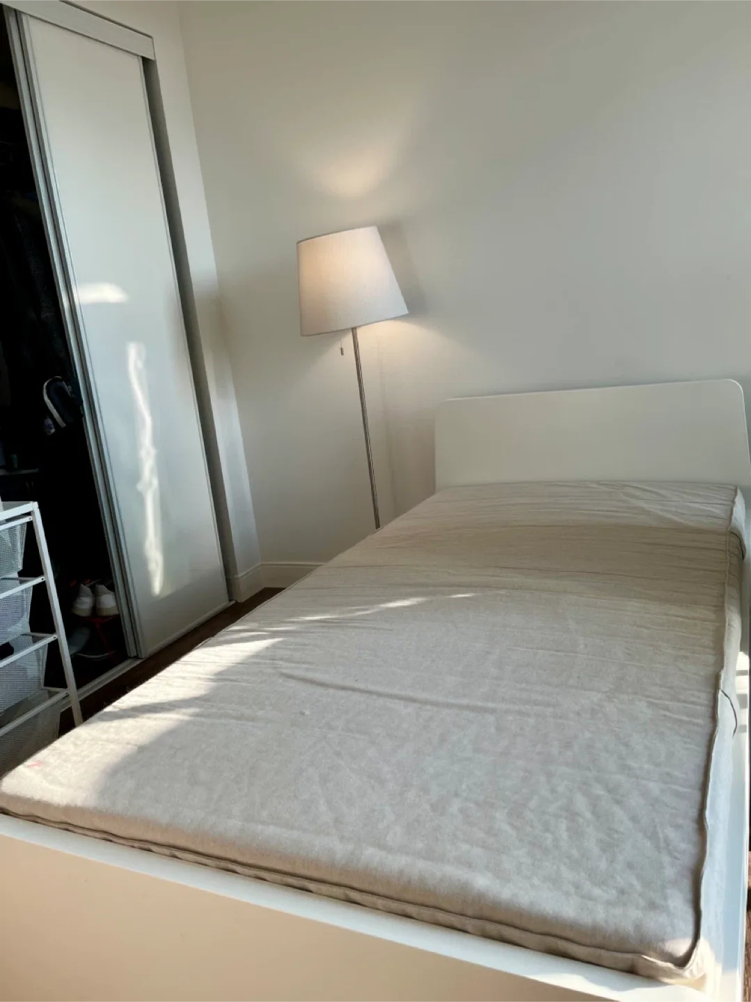 IKEA White Bed Frame + VANNAREID Twin Pocket Spring Mattress - photo 4