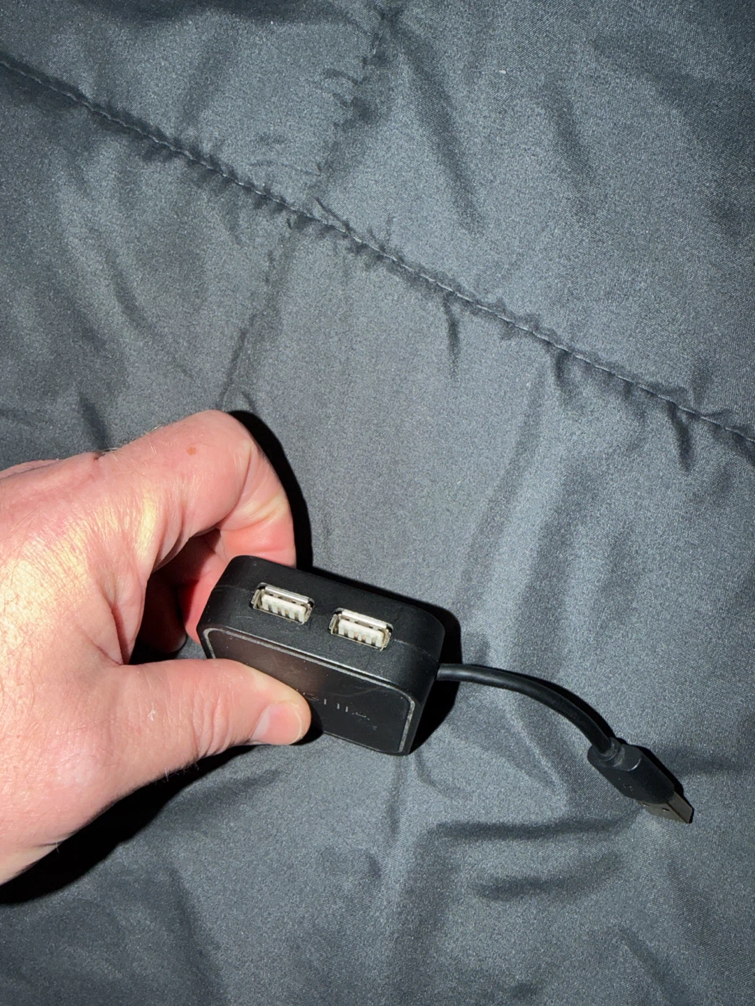 Insignia 4-Port USB Hub - photo 2