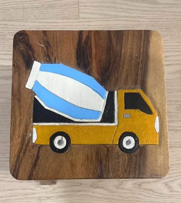 Wooden Stool with Cement Mixer Design - photo 2