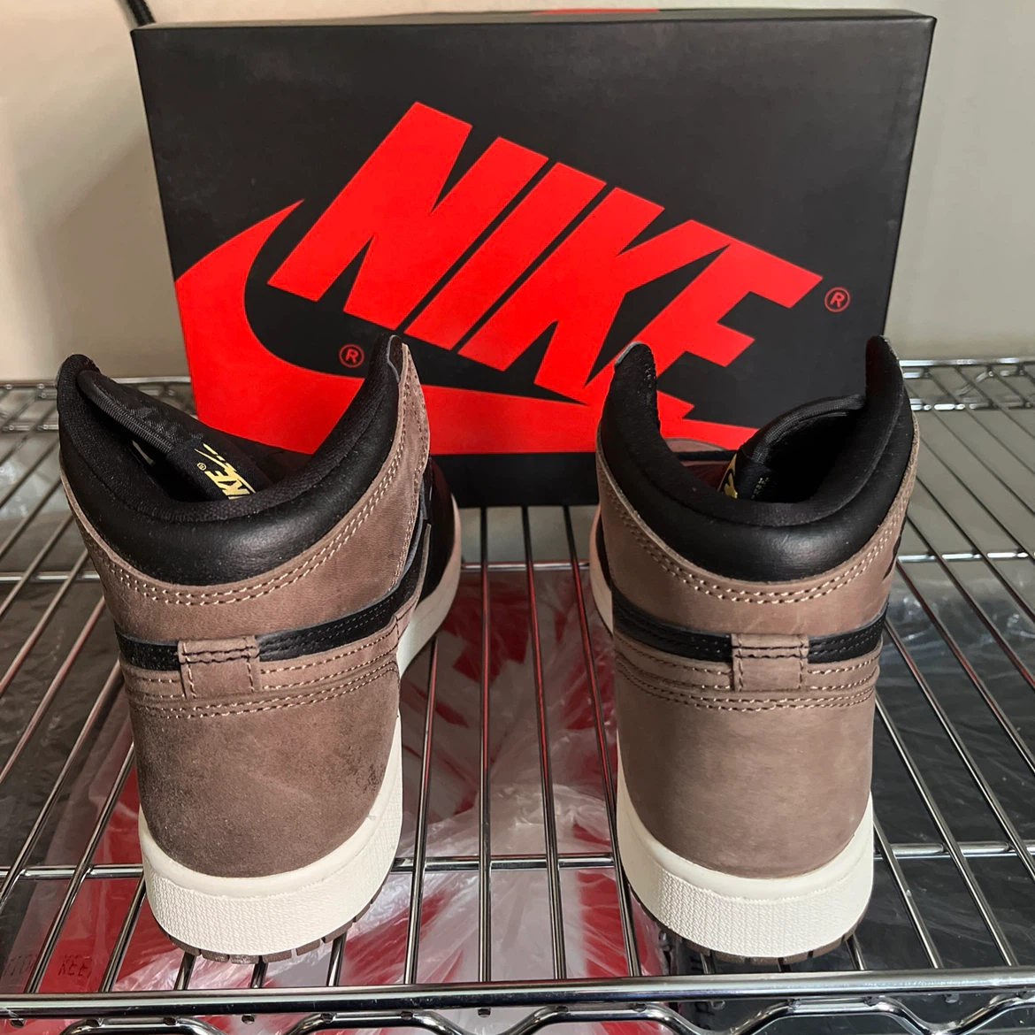 Air Jordan 1 High OG "Mocha" - photo 3