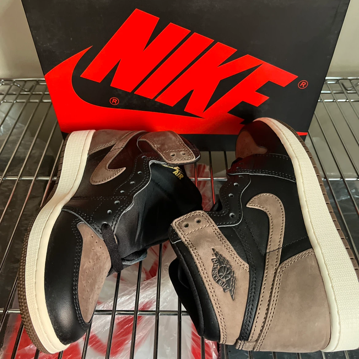 Air Jordan 1 High OG "Mocha" - photo 5