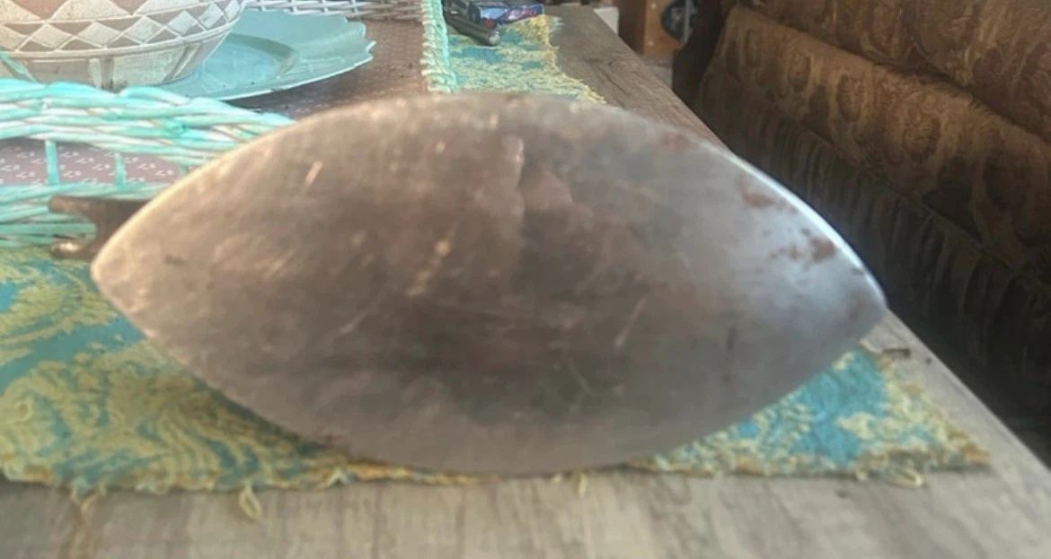 Antique Coleman 4A-Gas Iron - photo 4