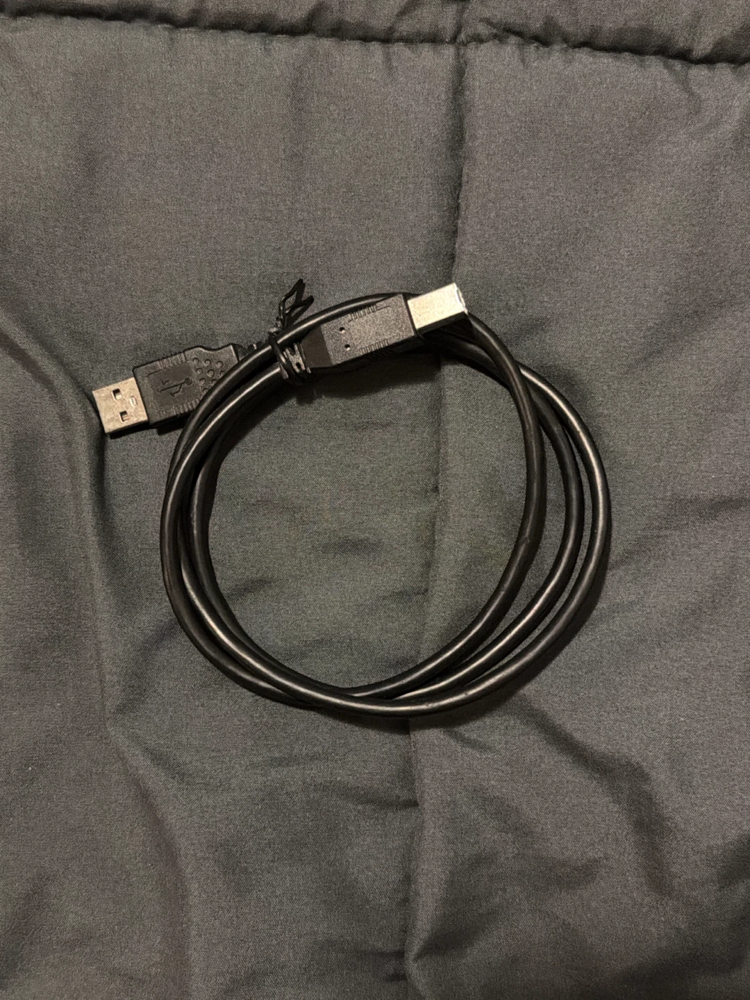 Black USB to USB-B printer/midi cable