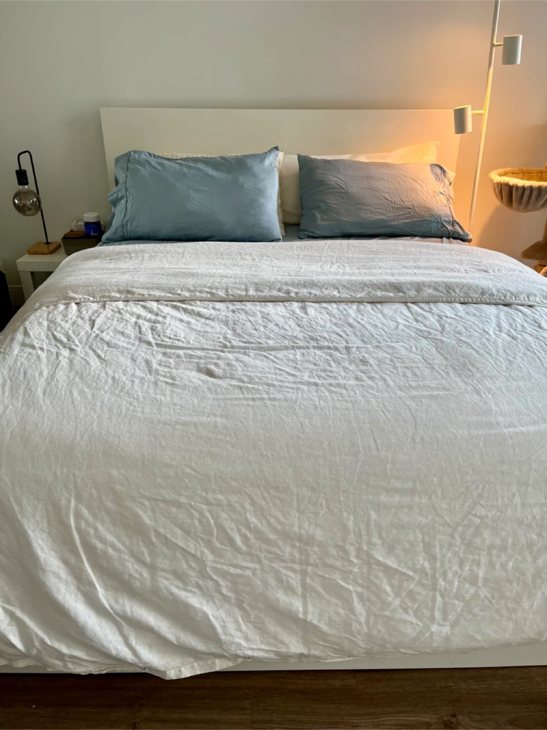 IKEA Haugsvär Mattress - Queen + White Bed Frame - photo 5