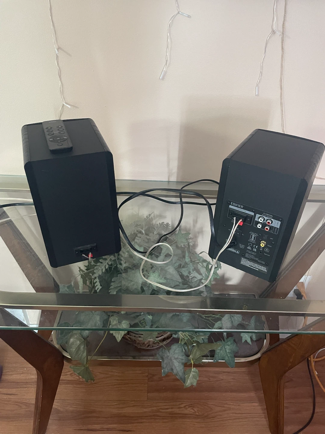 Edifier R1280DB Bookshelf Speakers - photo 2