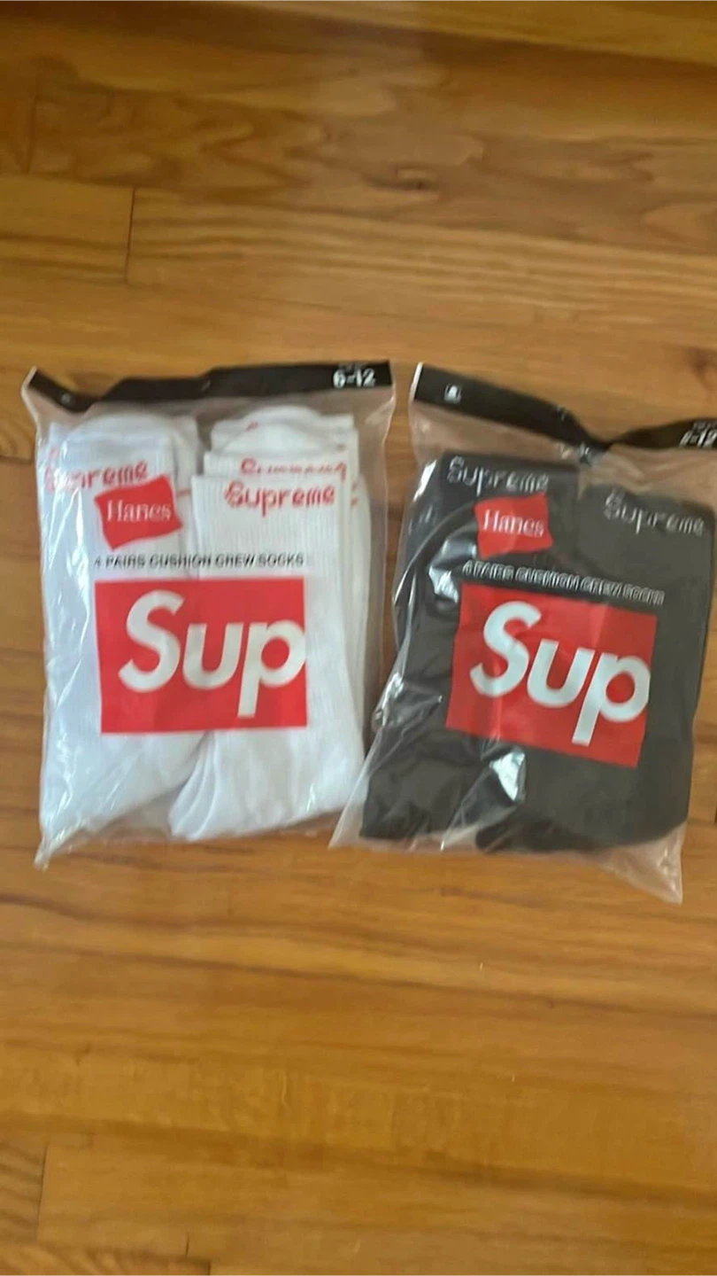 supreme socks
