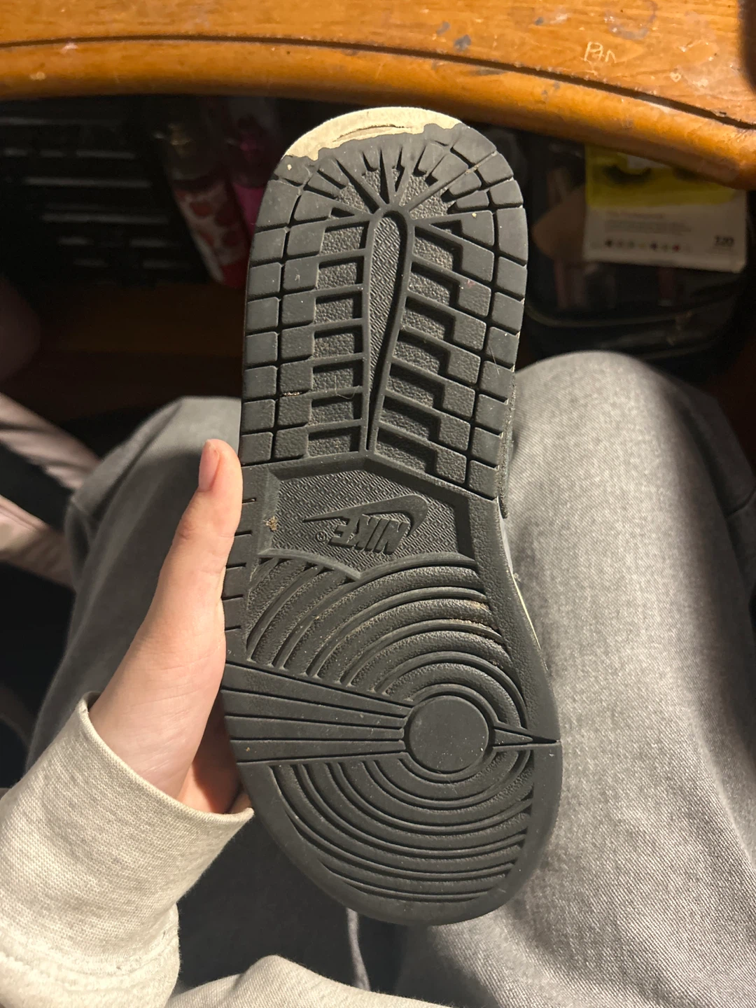 Air Jordan 1 mid Distressed Smoke Grey woman’s - photo 3