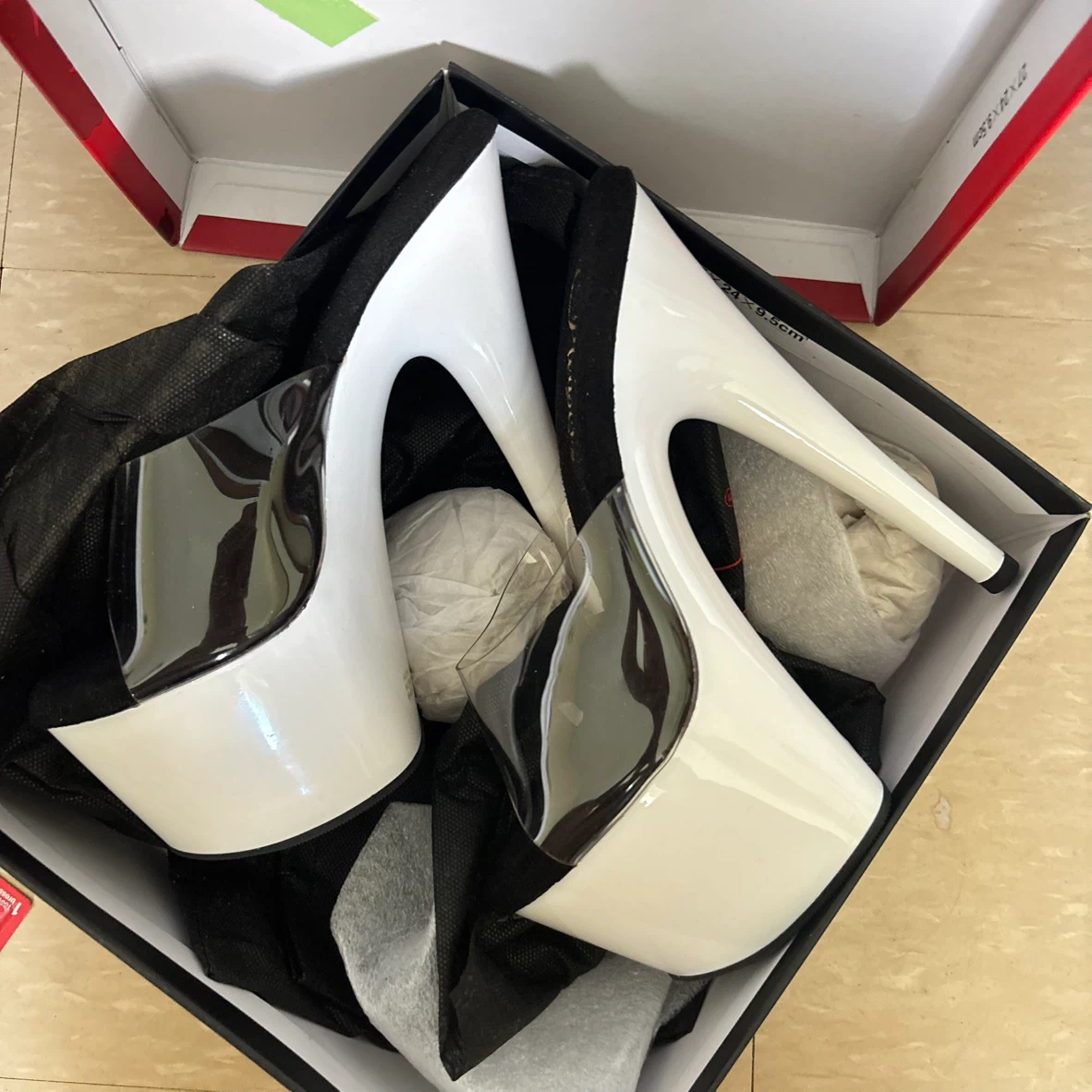 Pleaser White Platform Heels size 7