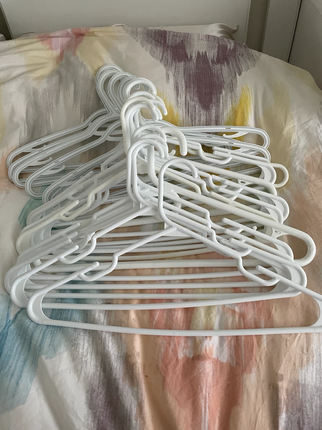 Bundle of 21 White Plastic Clothes Hangers