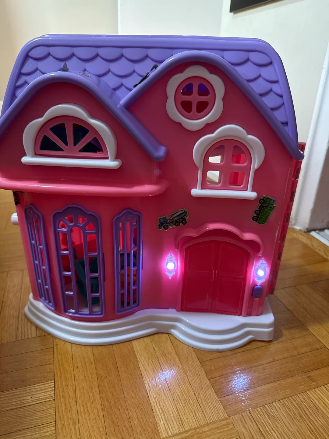 Fisher-Price Little People Pink Dollhouse with Figures - photo 5