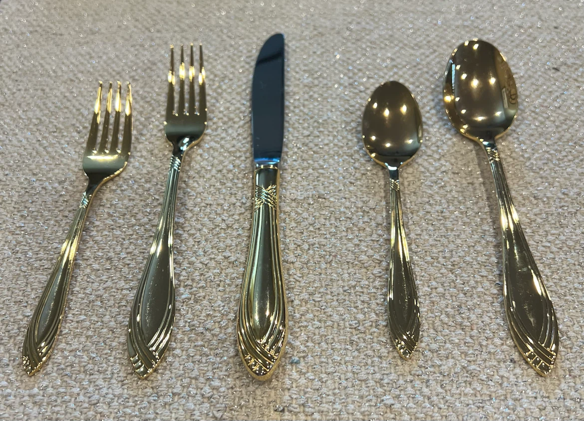 Pristine Vintage Splendide Gold Plated Flatware - photo 4