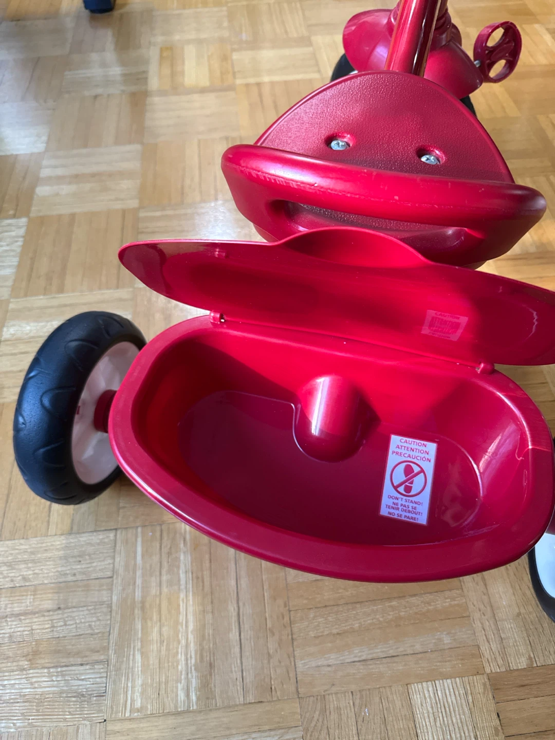 Radio Flyer Red Tricycle - photo 3