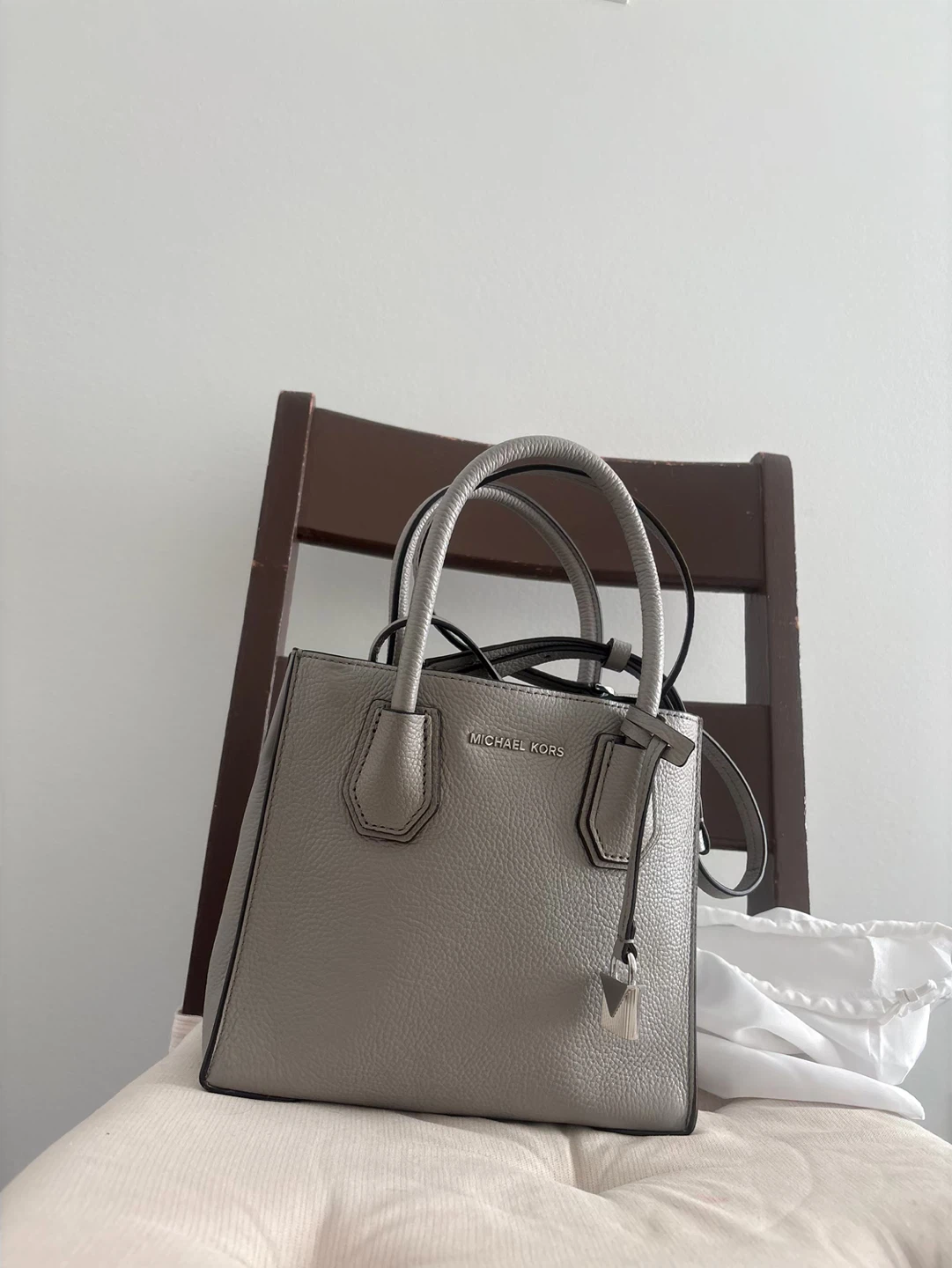 Michael Kors Grey Leather Satchel Bag - photo 2